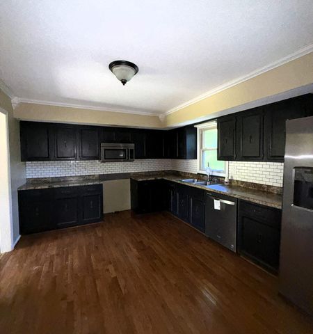 51 Travelers Trail, Corbin, KY 40701