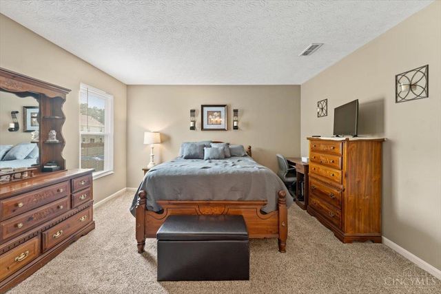 2045 Sunset View Lane, Batavia Twp, OH 45102