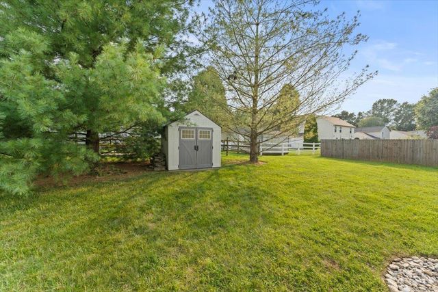 2045 Sunset View Lane, Batavia Twp, OH 45102