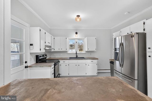 49 E CHERRY RD, Quakertown, PA 18951