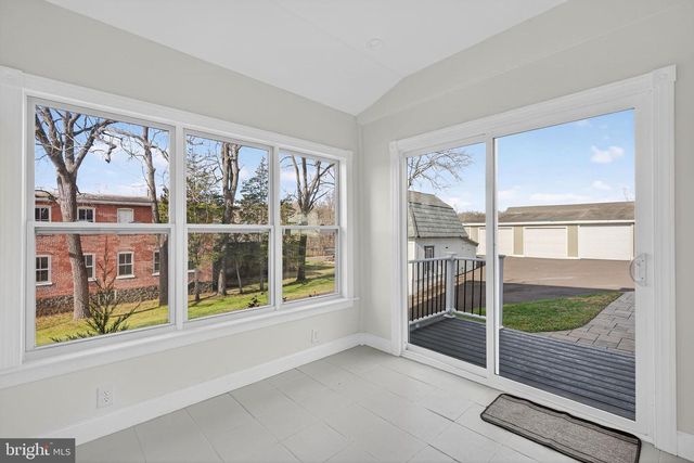 49 E CHERRY RD, Quakertown, PA 18951