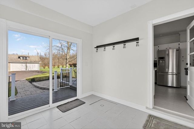 49 E CHERRY RD, Quakertown, PA 18951