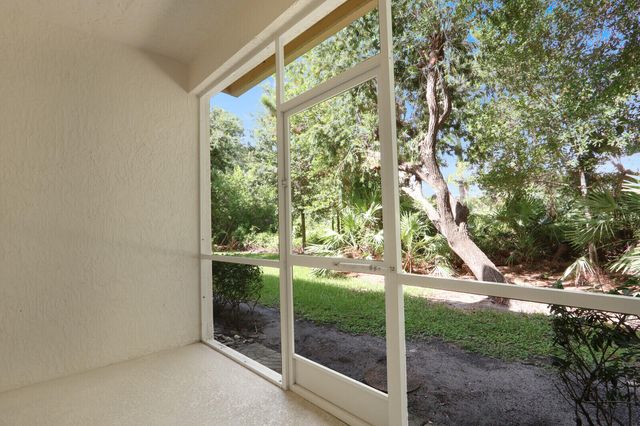 8123 CARNOUSTIE Place, Port St. Lucie, Port St Lucie, FL 34986