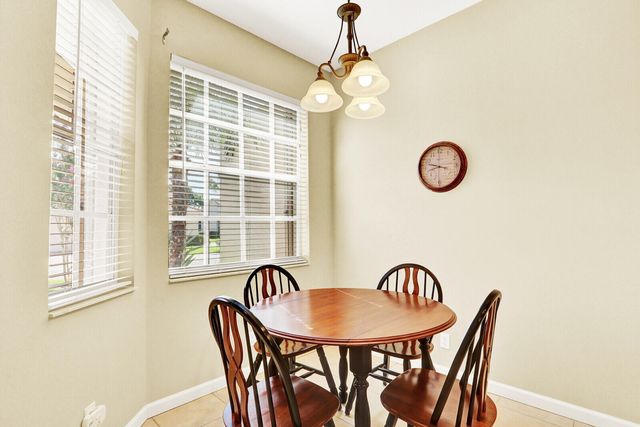 8123 CARNOUSTIE Place, Port St. Lucie, Port St Lucie, FL 34986