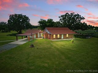 8195 Highway 82A, Tahlequah, OK 74464