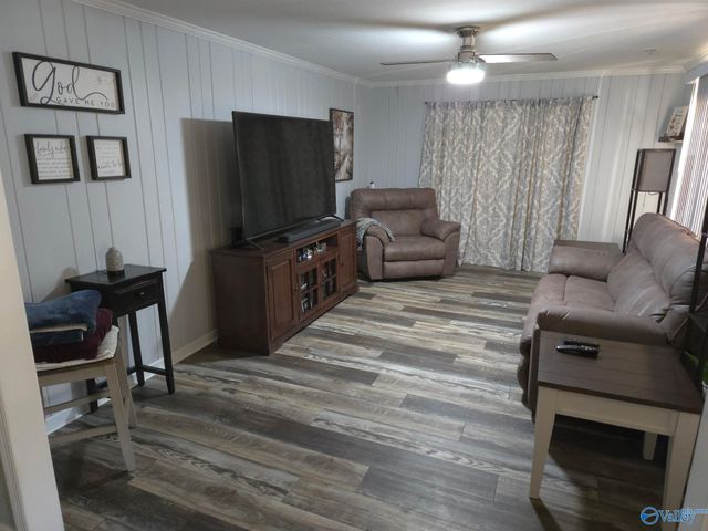 135 Forest Hill Road, Trinity, AL 35673