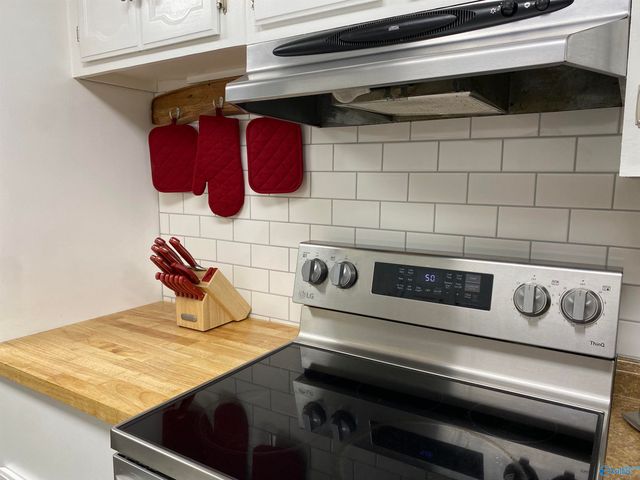 135 Forest Hill Road, Trinity, AL 35673