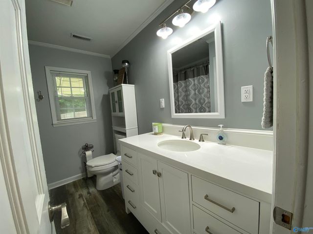 135 Forest Hill Road, Trinity, AL 35673