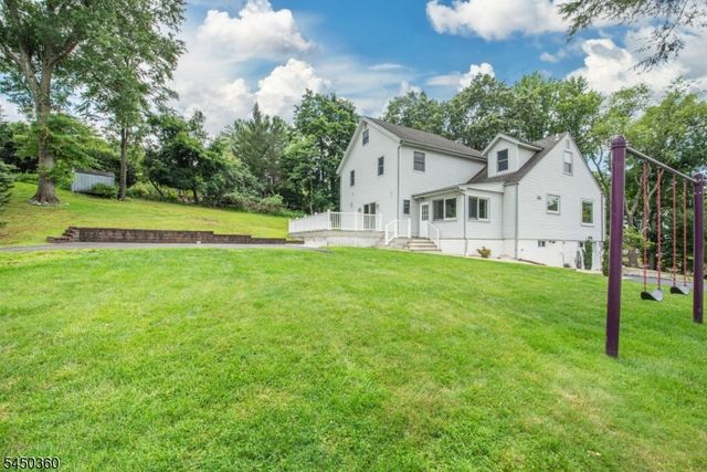 345 Bowden Rd, Cedar Grove Twp., NJ 07009