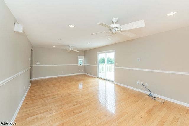 345 Bowden Rd, Cedar Grove Twp., NJ 07009