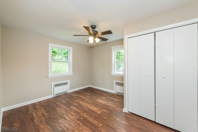 345 Bowden Rd, Cedar Grove Twp., NJ 07009
