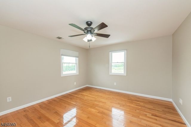 345 Bowden Rd, Cedar Grove Twp., NJ 07009