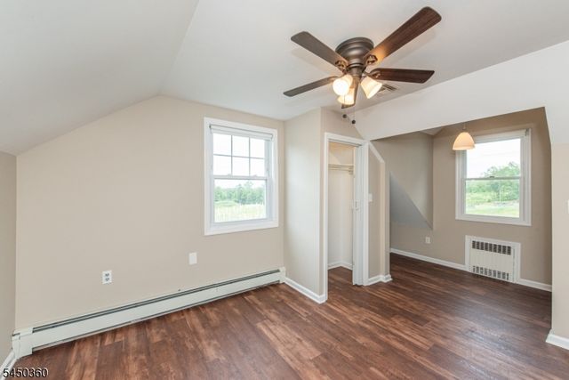 345 Bowden Rd, Cedar Grove Twp., NJ 07009
