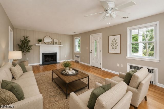 345 Bowden Rd, Cedar Grove Twp., NJ 07009