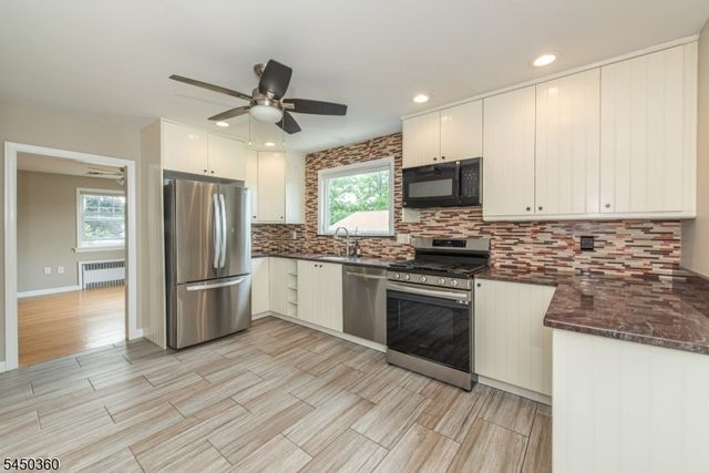 345 Bowden Rd, Cedar Grove Twp., NJ 07009