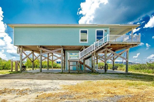155 Carondelet Lane, Grand Isle, LA 70358
