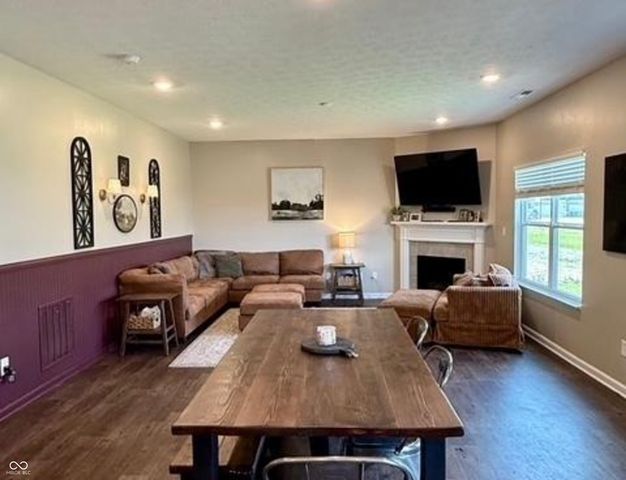 942 Ram Drive, Franklin, IN 46131