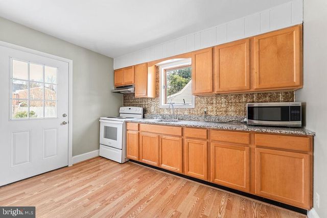 1313 PARCELL ST, Fredericksburg, VA 22401