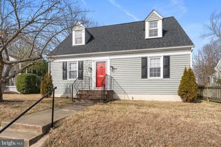 1313 PARCELL ST, Fredericksburg, VA 22401