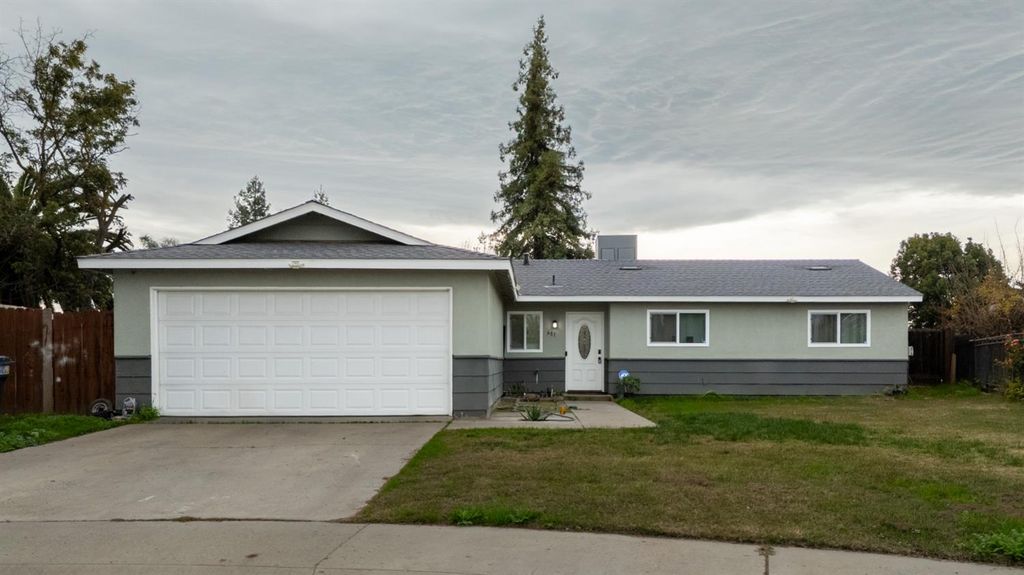 601 Summit Ct, Modesto, CA 95357