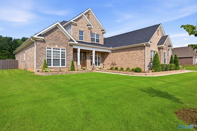 330 Merrydale Drive, Huntsville, AL 35811