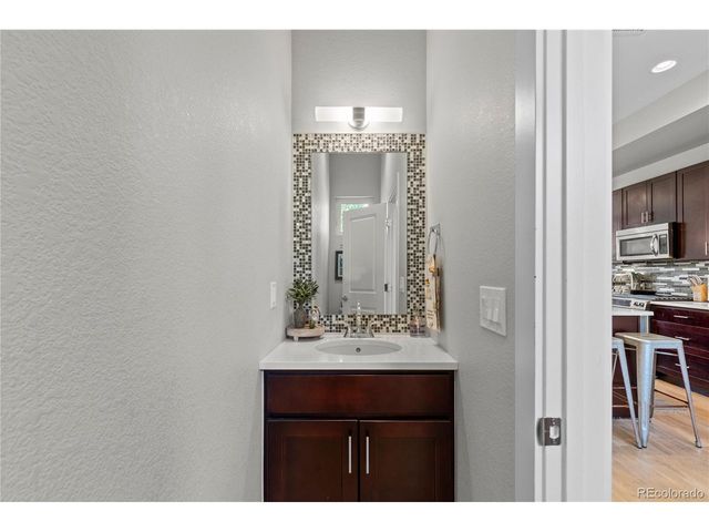 3295 W 17th Ave, Denver, CO 80204