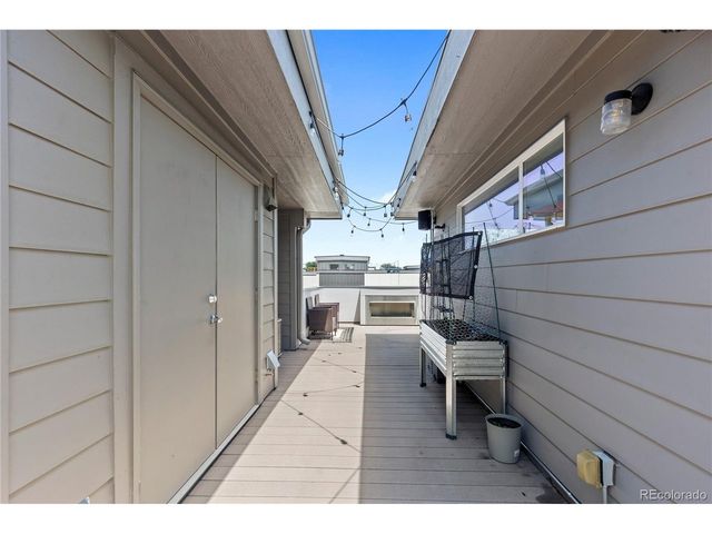 3295 W 17th Ave, Denver, CO 80204