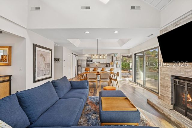 82 Saw Timber Dr, Hilton Head Island, SC 29926