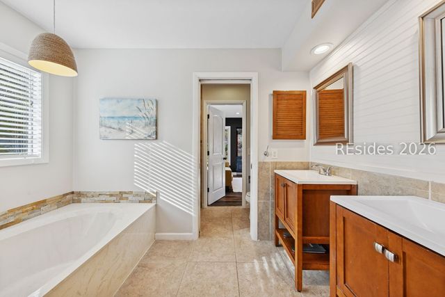 82 Saw Timber Dr, Hilton Head Island, SC 29926