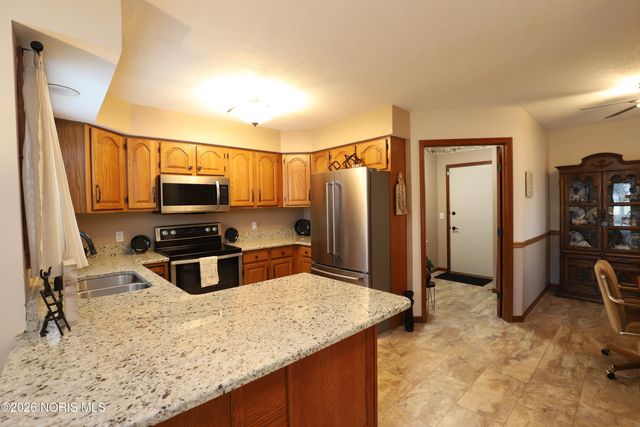 6046 Centennial Road, Sylvania, OH 43560