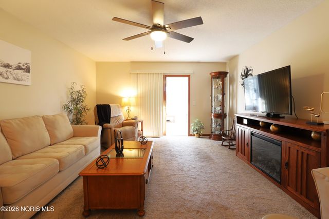 6046 Centennial Road, Sylvania, OH 43560