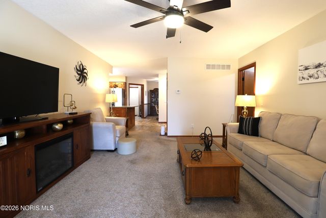 6046 Centennial Road, Sylvania, OH 43560