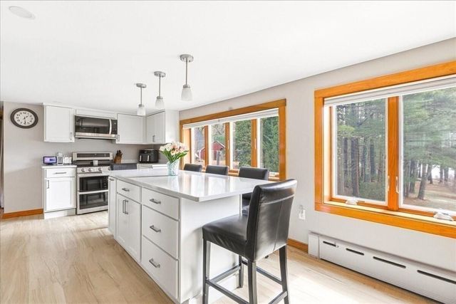 64 Wapping Road, Kingston, MA 02364