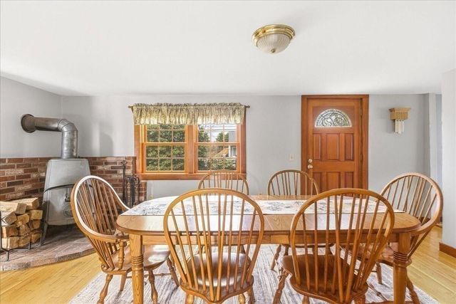 64 Wapping Road, Kingston, MA 02364