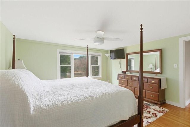 64 Wapping Road, Kingston, MA 02364