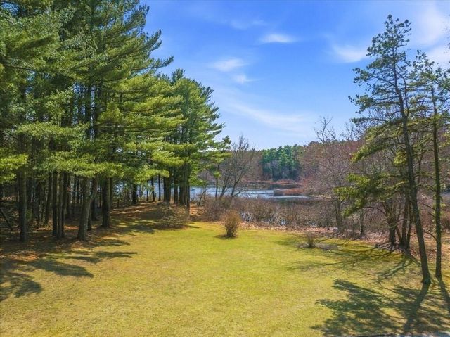 64 Wapping Road, Kingston, MA 02364