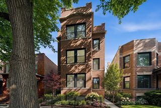 2442 W Wilson Avenue 2, Chicago, IL 60625