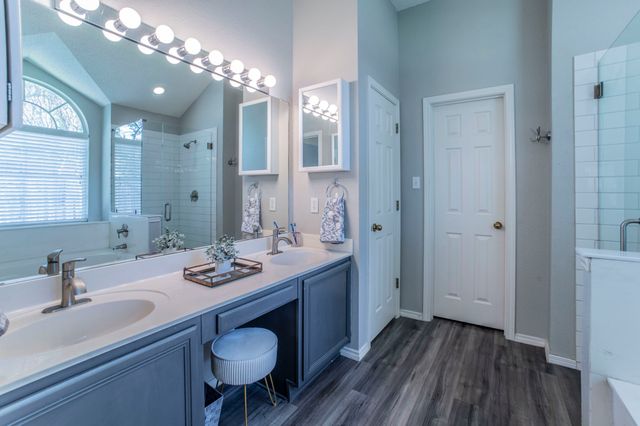 6405 Redstone Drive, Arlington, TX 76001