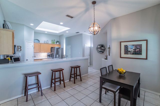 6405 Redstone Drive, Arlington, TX 76001