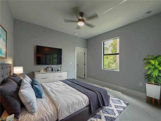 417 Paddock ST, Lehigh Acres, FL 33974