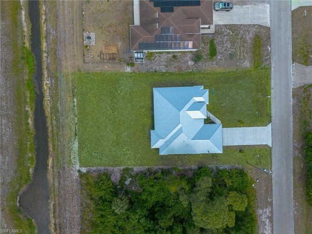 417 Paddock ST, Lehigh Acres, FL 33974