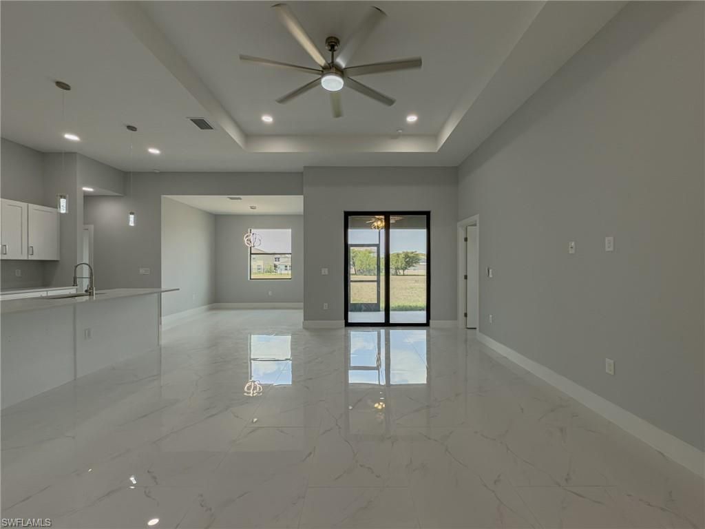417 Paddock ST, LEHIGH ACRES, FL 33974 — photo 2