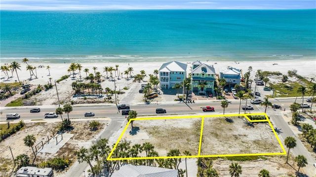96 Hercules DR, Fort Myers Beach, FL 33931