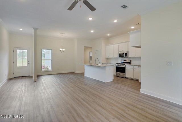532 Patrick Farms Drive, Pearl, MS 39208