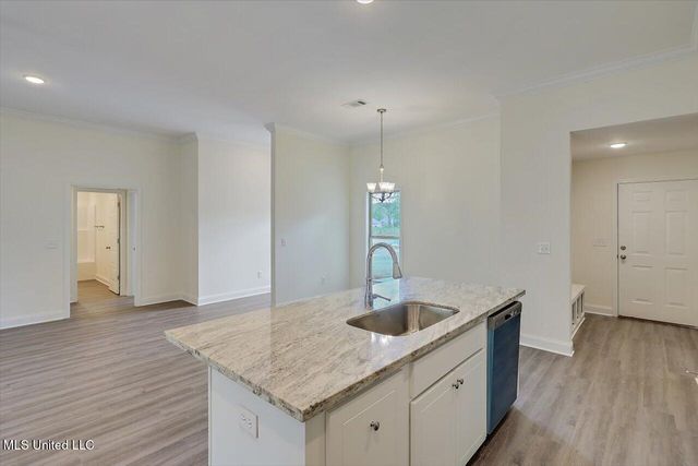 532 Patrick Farms Drive, Pearl, MS 39208