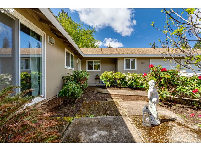 1812 BRITTANY St, Eugene, OR 97405