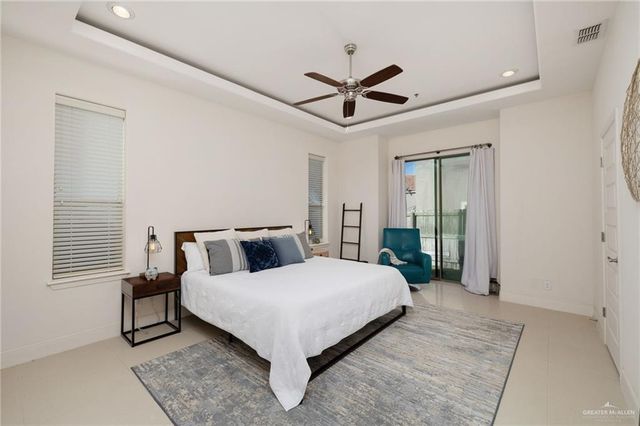 1304 E Pineridge Avenue B, Mcallen, TX 78503