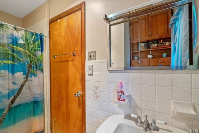1002 County Route 29, Scriba, NY 13126