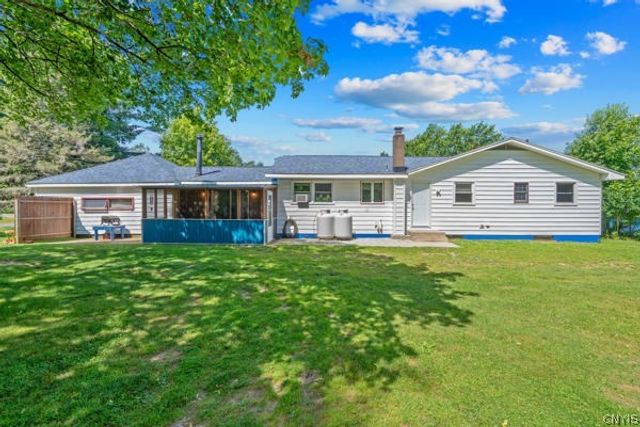 1002 County Route 29, Scriba, NY 13126