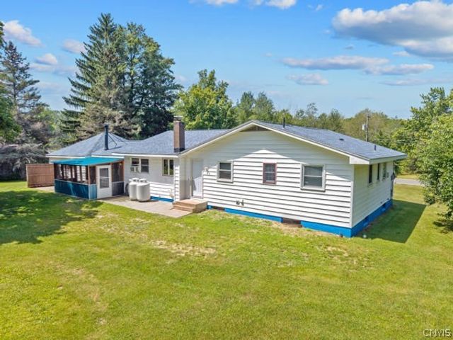 1002 County Route 29, Scriba, NY 13126